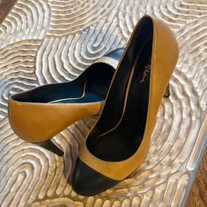 Cole Haan Tan Brown and Indigo Blue Heels